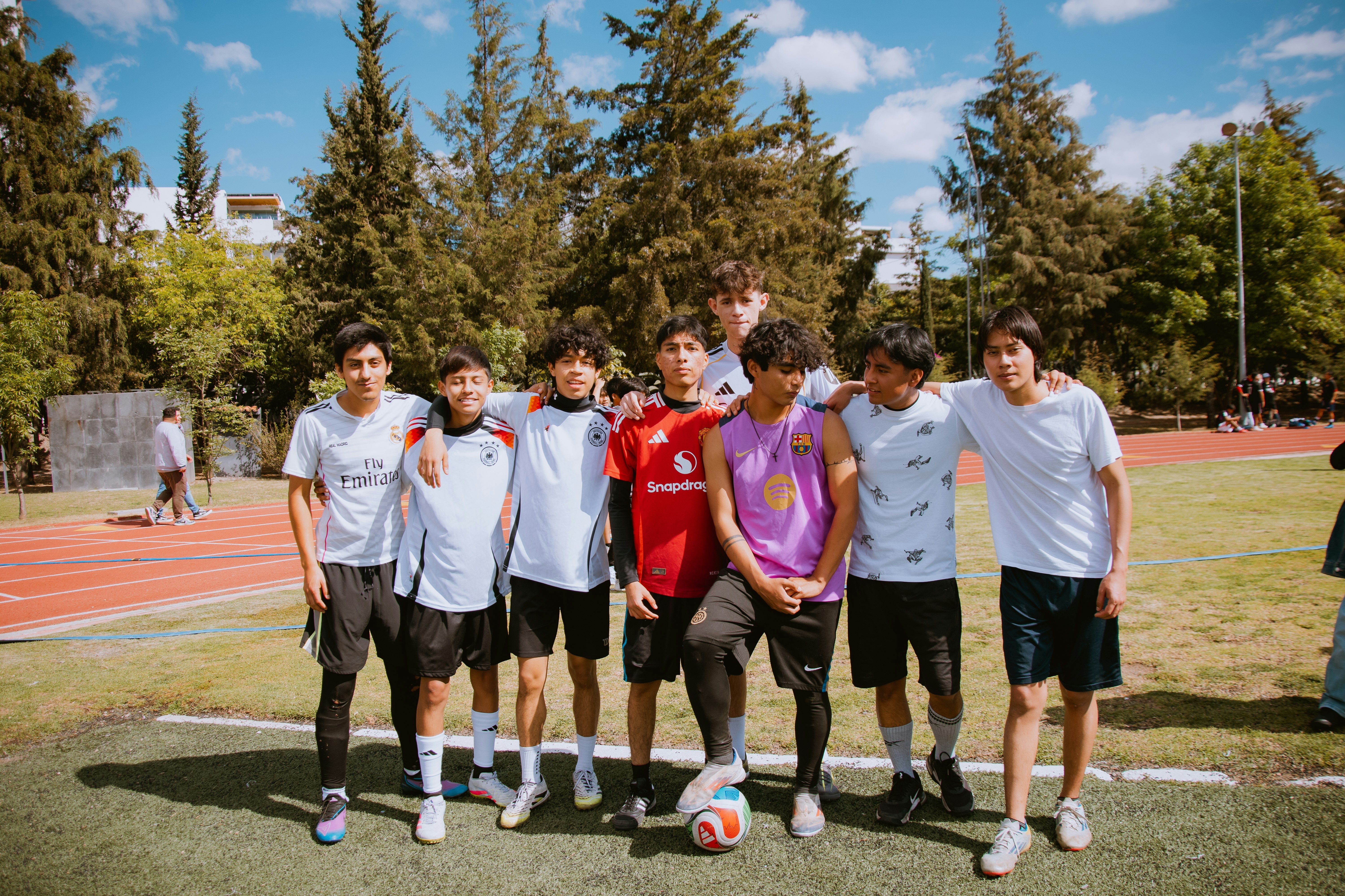 裁掉库克！伯克确认上位！广东季后赛4外援正式出炉，总决赛稳了