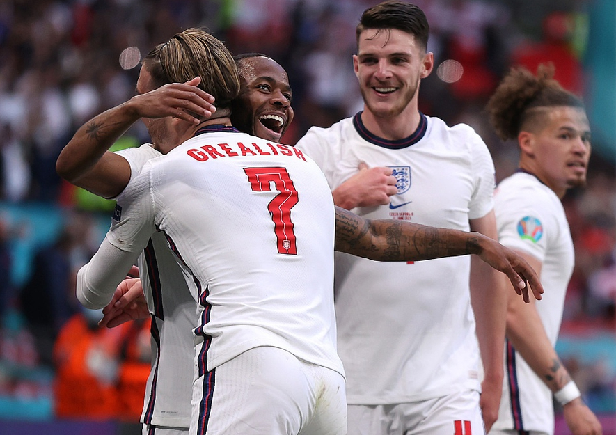 更是对希门 更是对希门