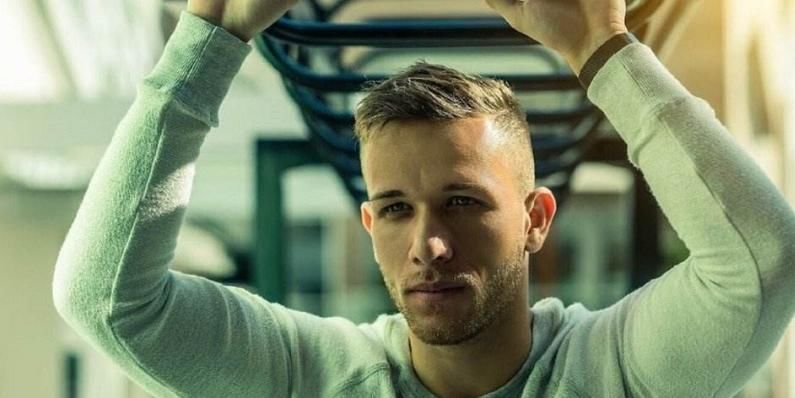 下中场核心 下中场核心